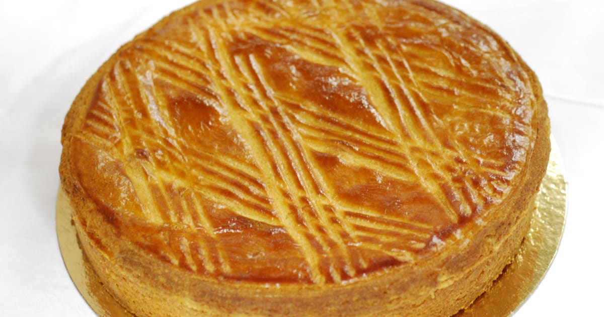 Direction Le Sud Ouest Et Le Pays Basque Avec Nos Recettes Du Celebre Gateau Basque