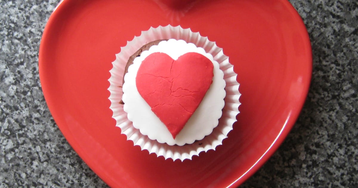 Pâtes en forme de cœur pour diner romantique