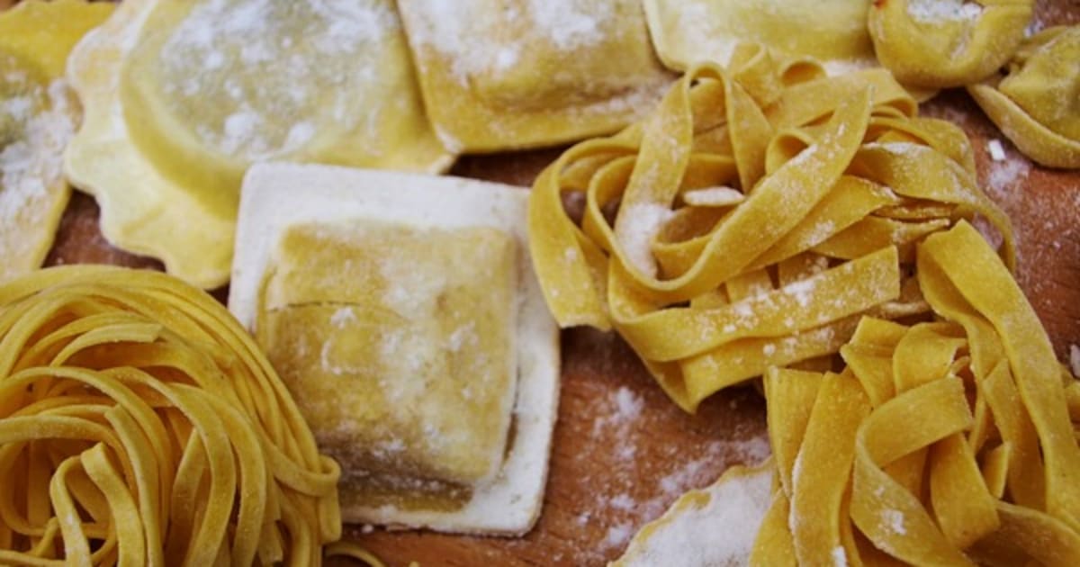 Pâtes fraîches à la semoule de blé dur (tagliatelles, spaghettis