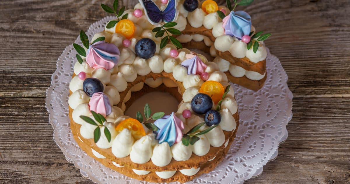 Recette Number cake - biscuit et crème diplomate - Féerie cake