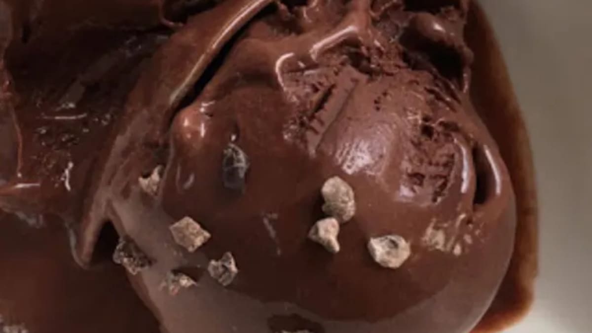 Glace chocolat, sirop d'érable et grué