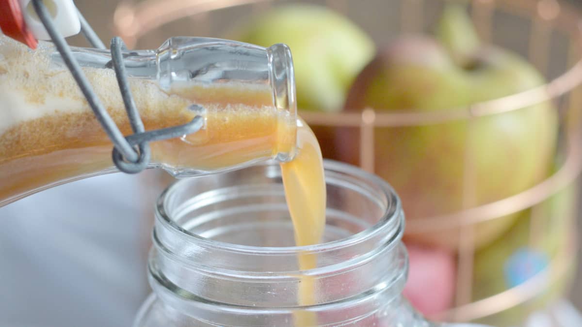 Jus vitaminé d'automne en bouteille