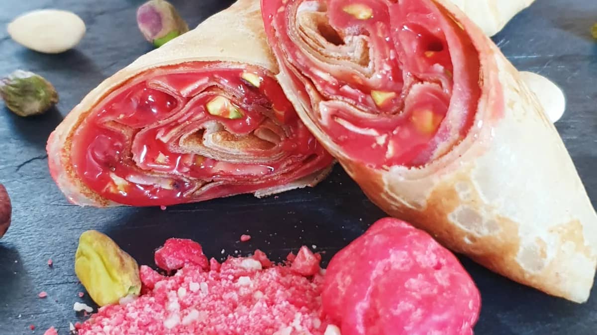 Crêpes à la crème de pralines roses