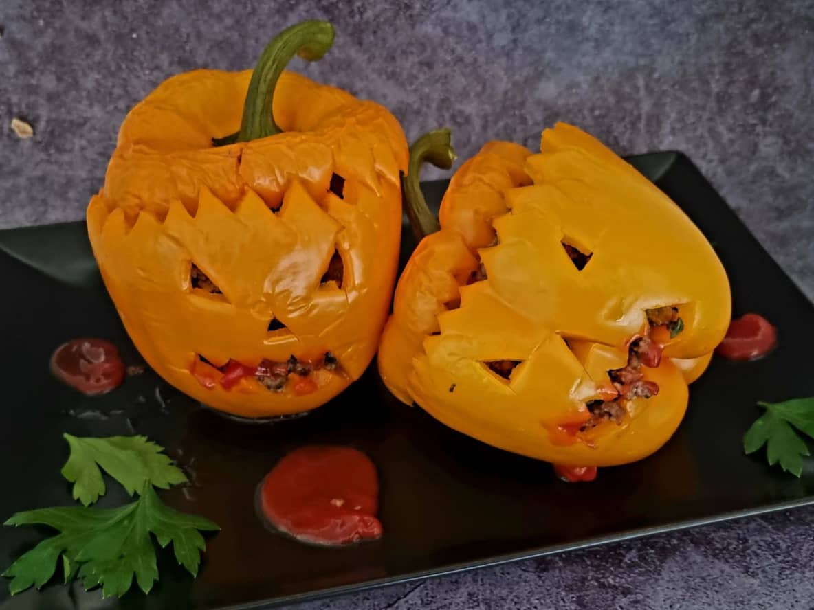 Apéro dînatoire, plats, soupes et pizzas : tout le repas d'Halloween en une page
