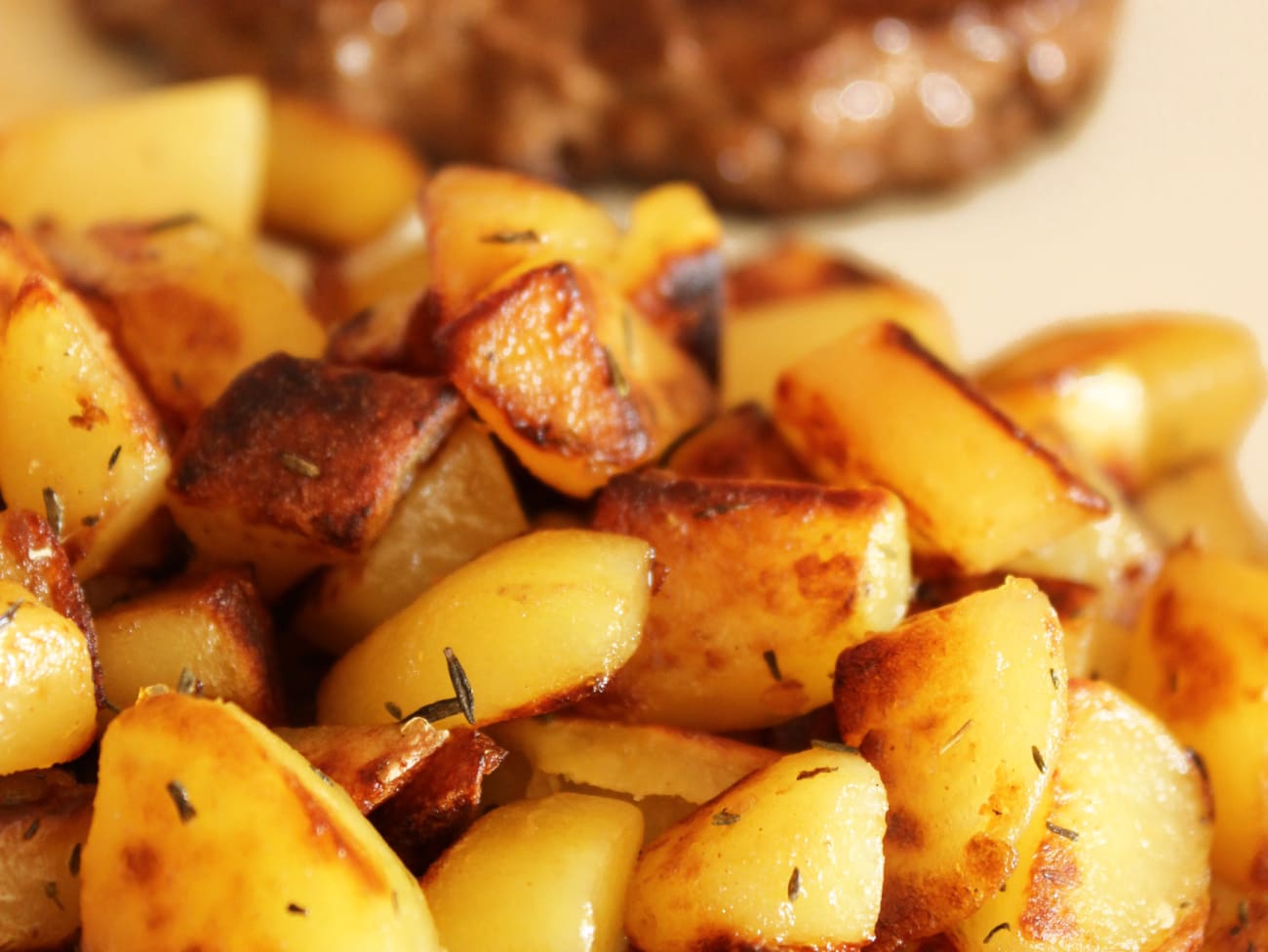 Recette pommes de terre sautées au beurre - Marie Claire