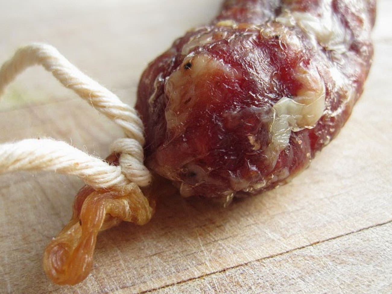 Le véritable saucisson à l'ancienne” – Saucisson Maison Cisson