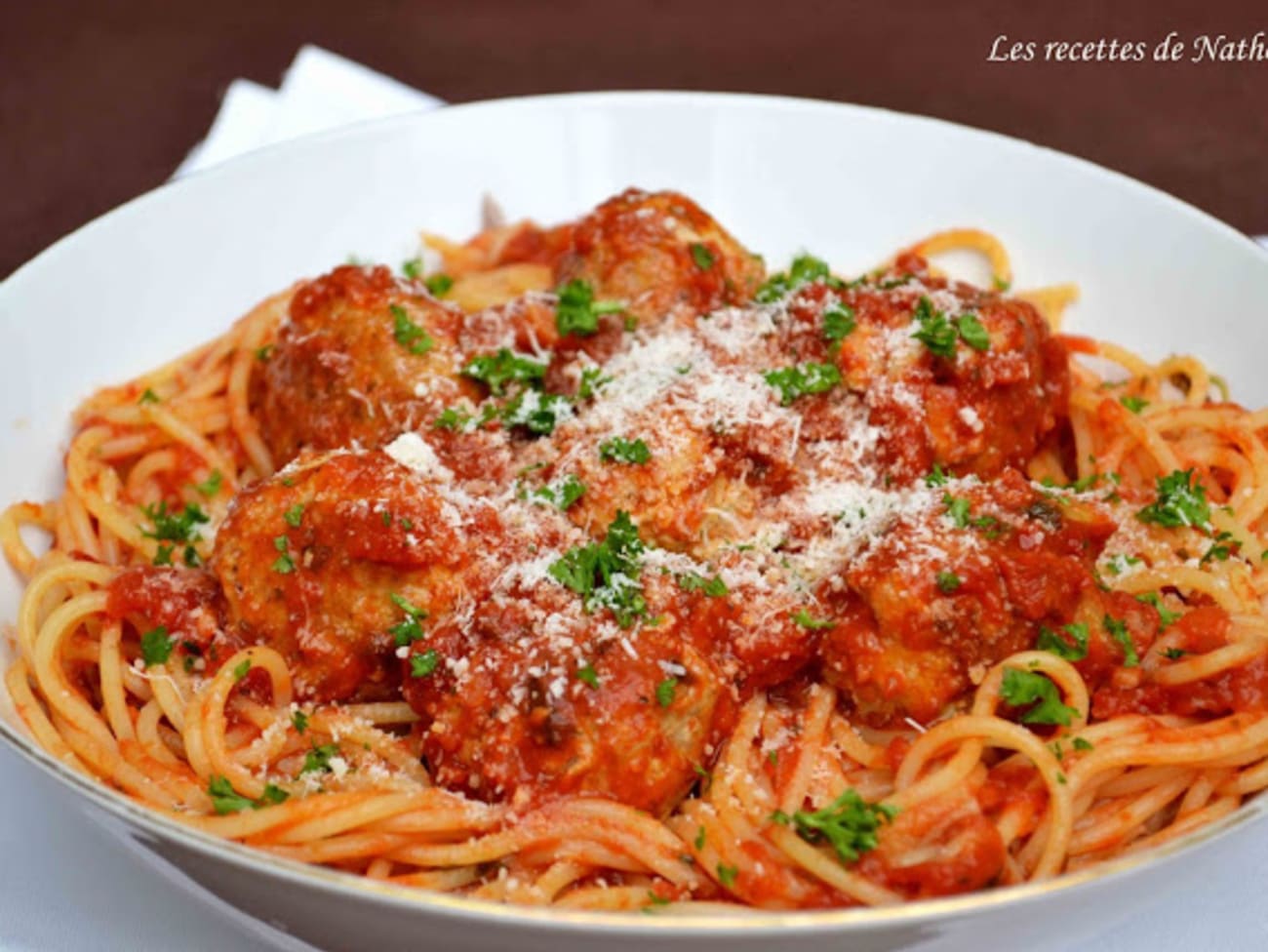 Recette - Spaghettis aux boulettes de viande en vidéo - 750g.com, Recette