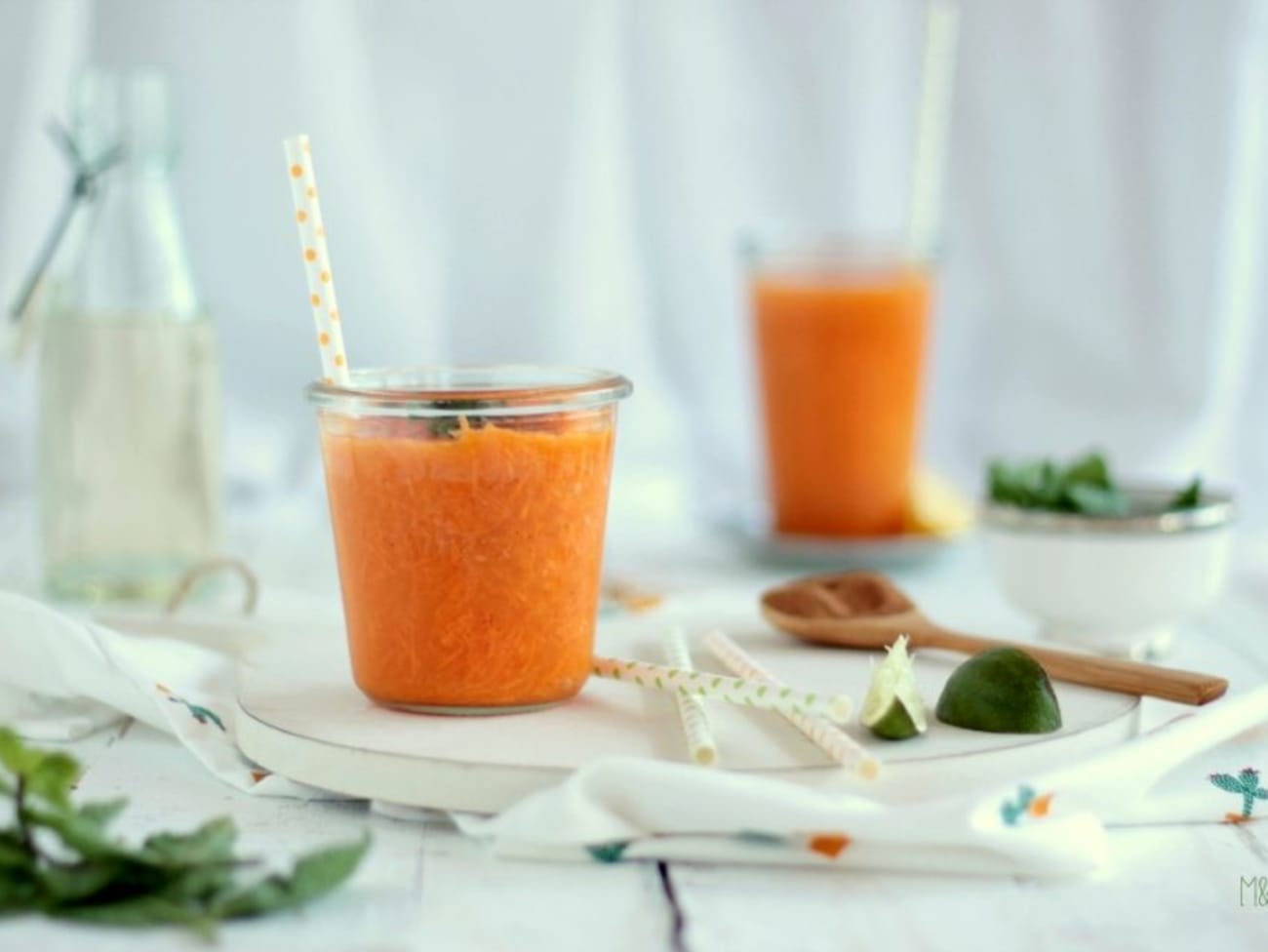 Salade de carottes râpées à l'orange, curcuma et cannelle - Recettes de  cuisine Ôdélices