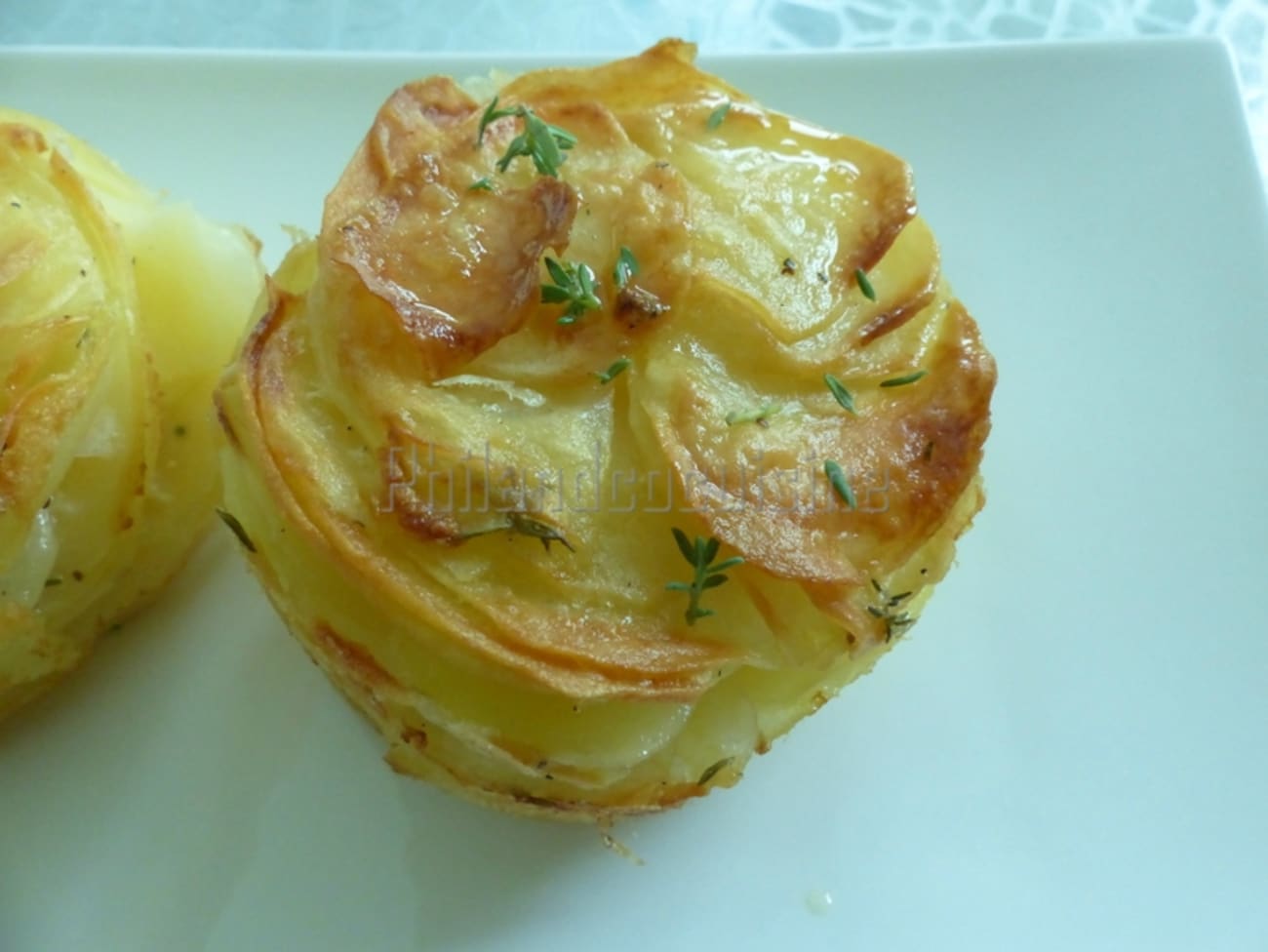 Recette : Millefeuille à l'Ossau Iraty AOP, pâte de coing, cèleri et pomme  verte - Émilien - Le fromage pour passion