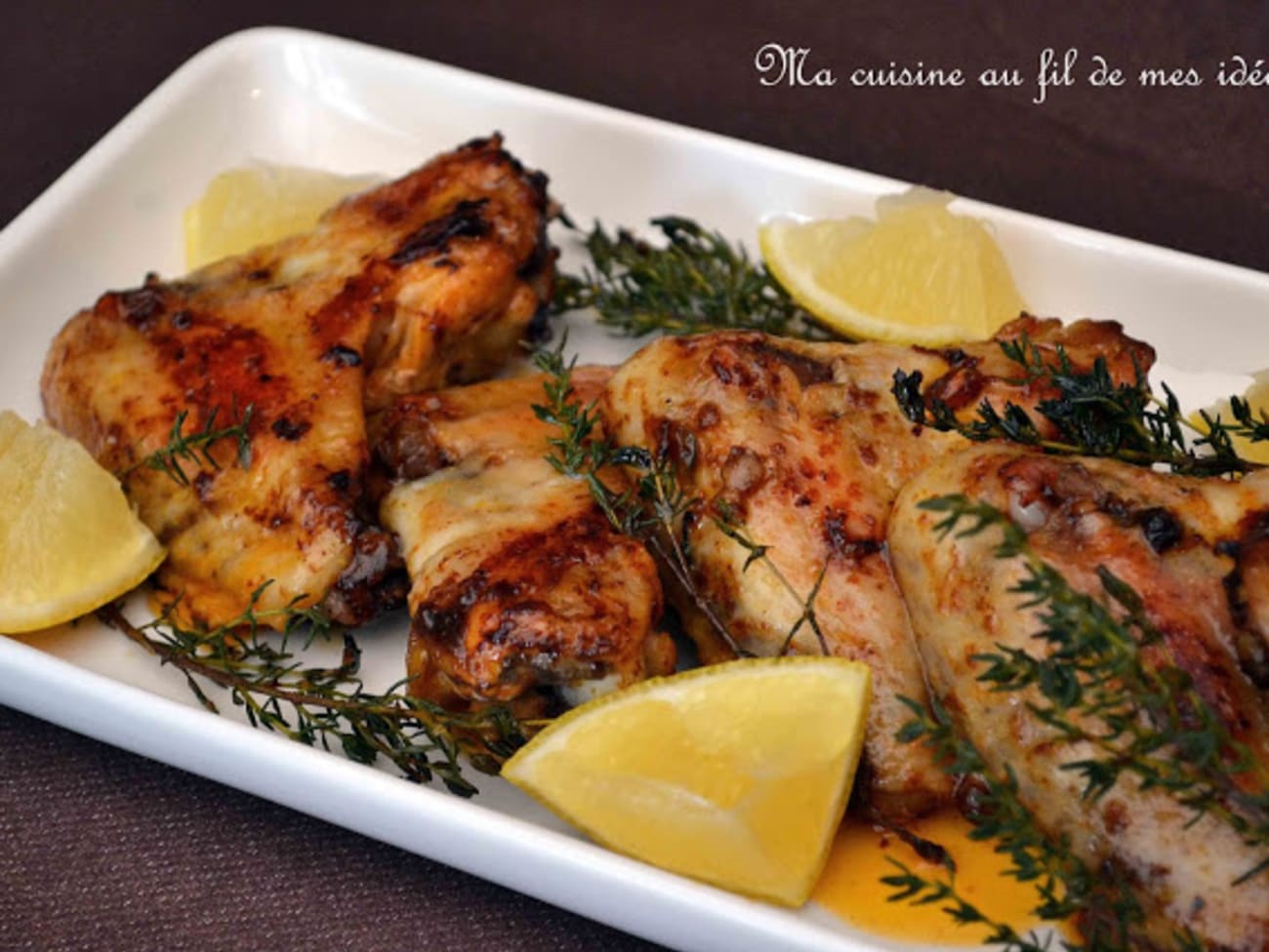 Deux poulets grillés photo stock. Image du citron, gourmet - 1798948
