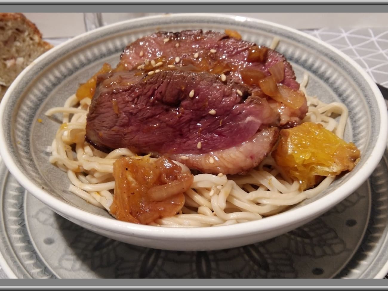 Magret de canard à l'orange et sauce soja sucrée - Recette par Oh la