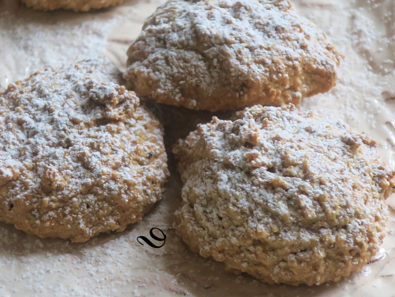 Brutti e buoni ( biscuits italiens amandes et noisettes ) : Recette de  Brutti e buoni ( biscuits italiens amandes et noisettes )