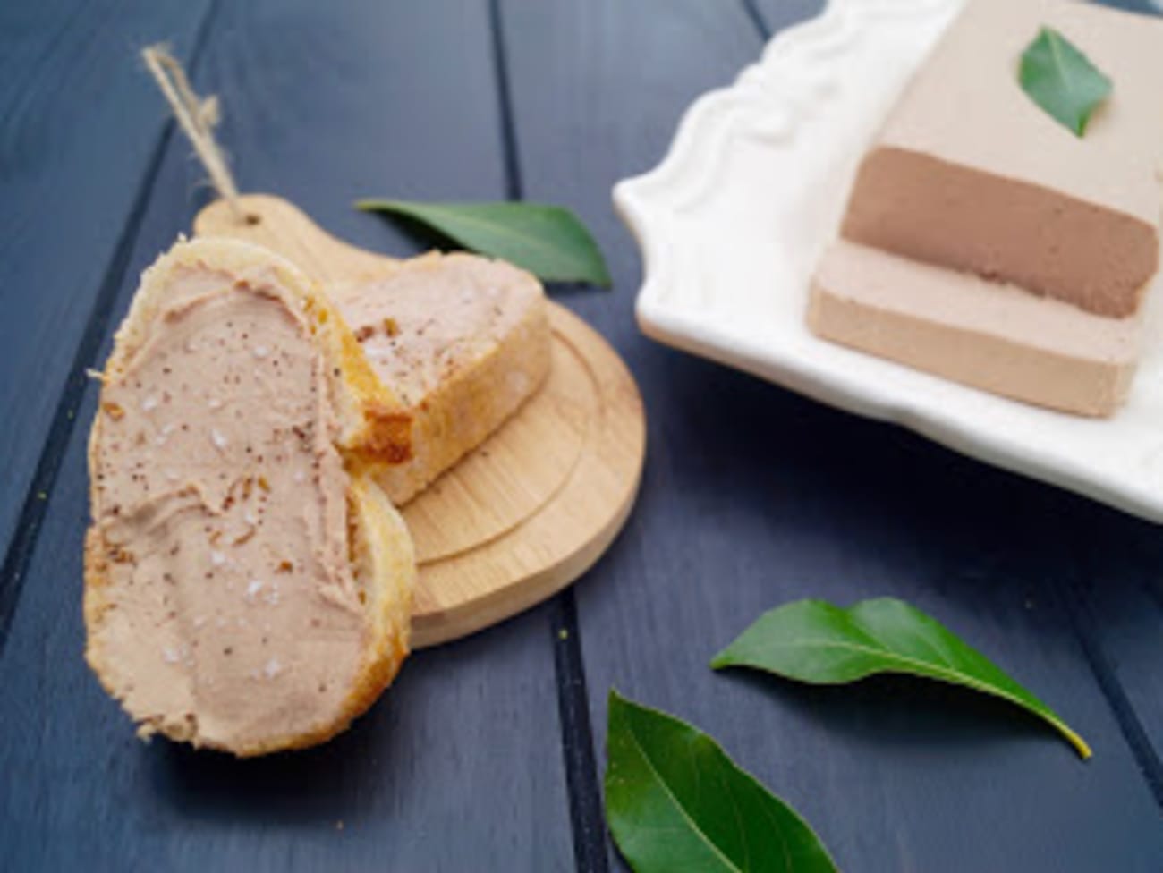 Terrine de volaille au foie gras simple et économique pour les fêtes -  Recette par Chef Simon