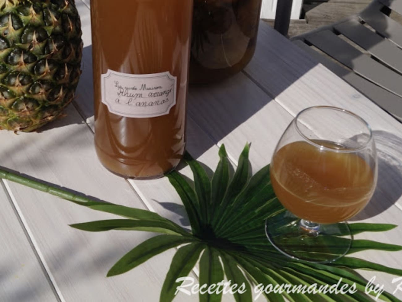 Rhum arrangé ananas pour l'été - Recette par Thibault17