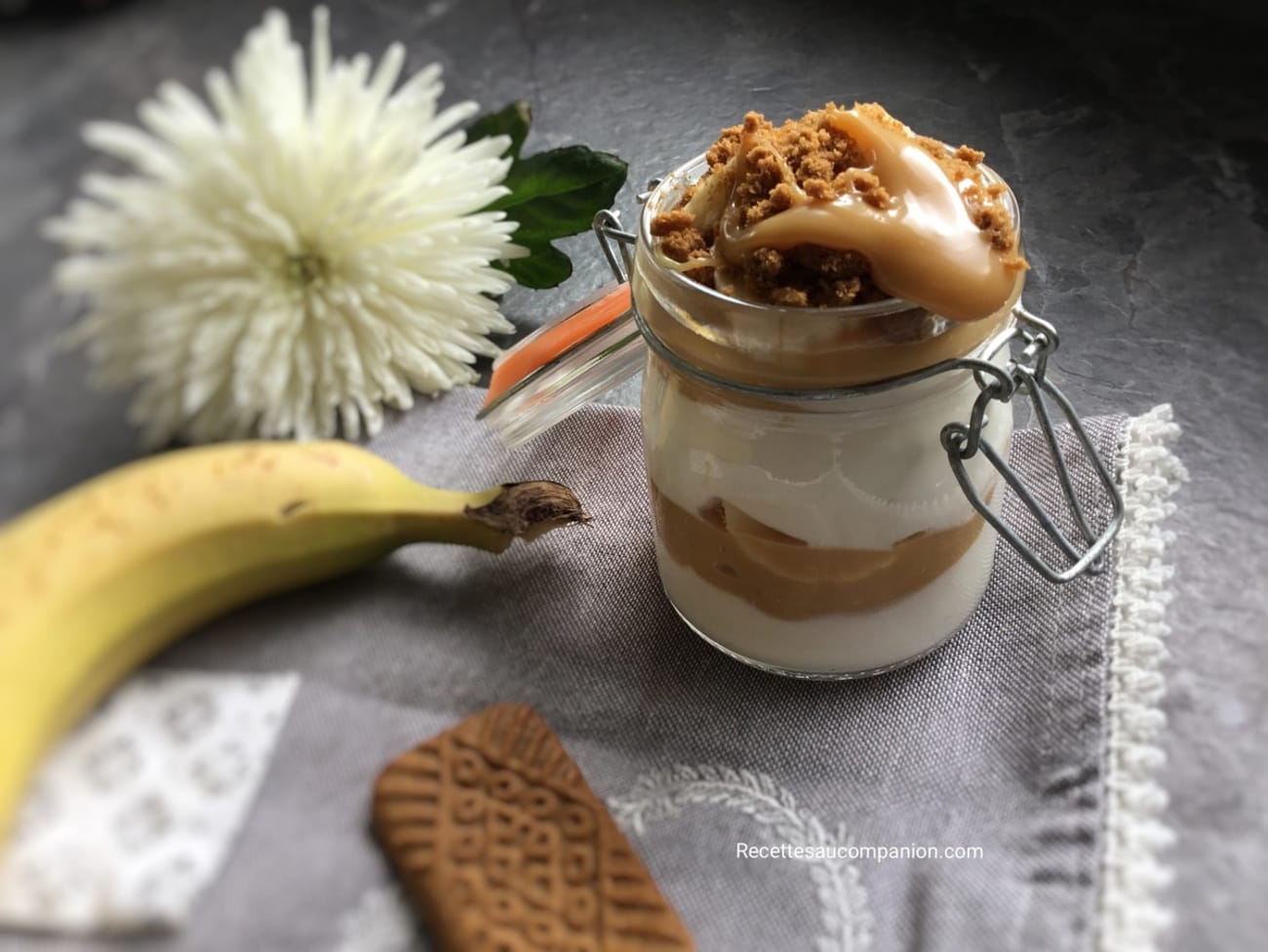 Bocal ou verrine grecque dulce de lèche banane spéculos au cookeo