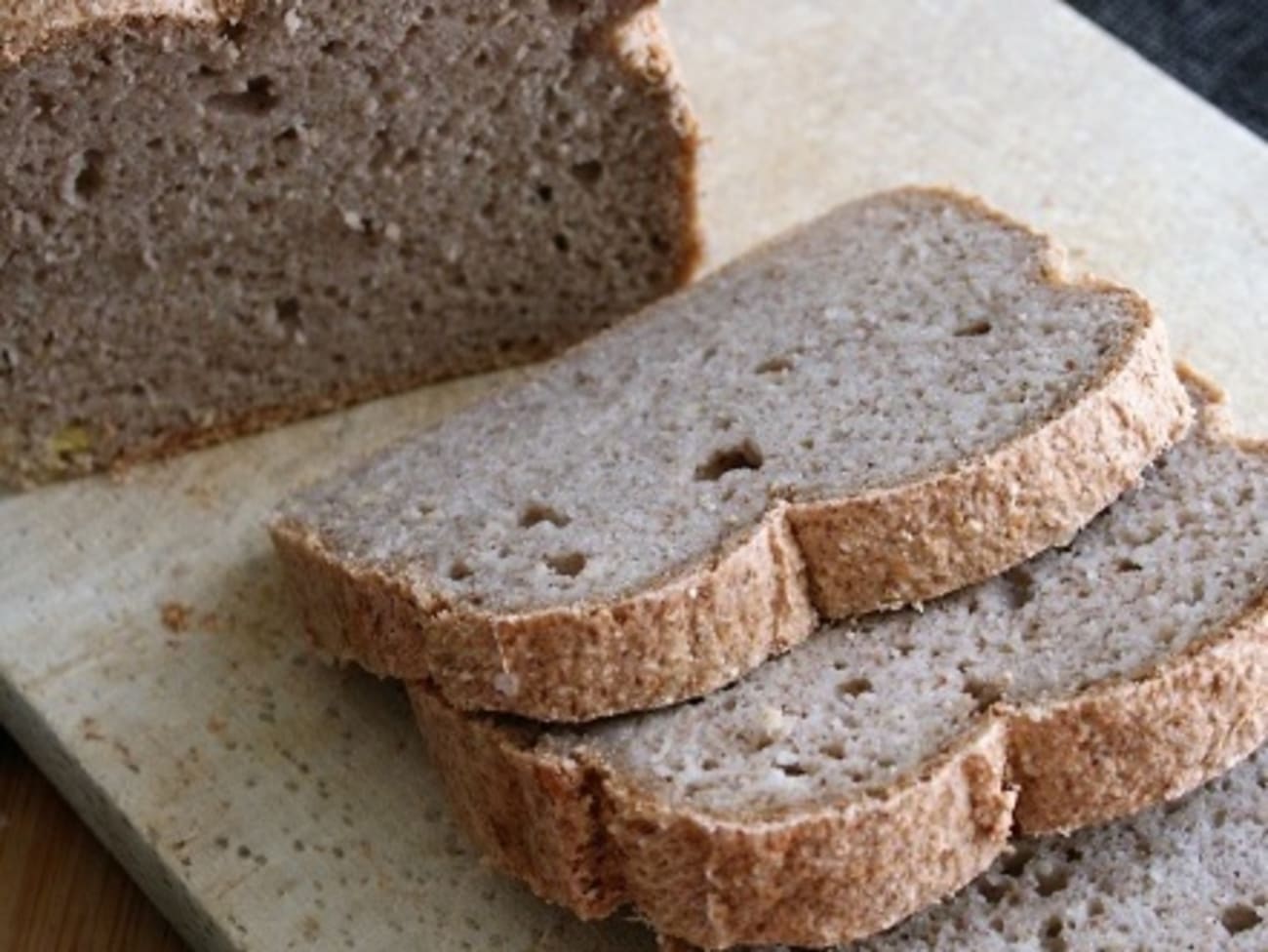 Pain protéiné ou magique sarrasin, millet, lentilles corail - Recette par  Allergique Gourmand