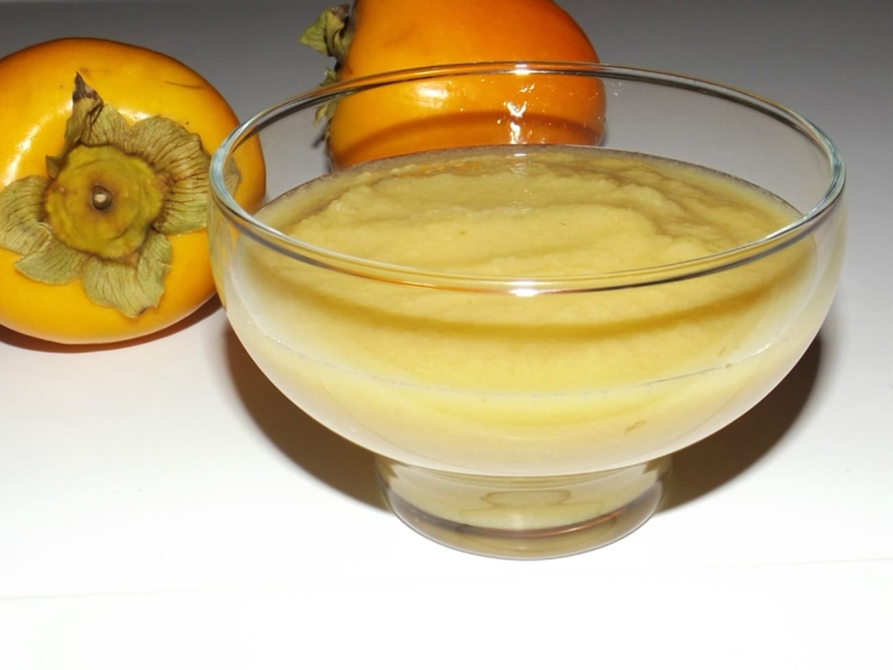 Compote pomme kaki et orange Recette par ça ne sent pas un peu le brûlé là?