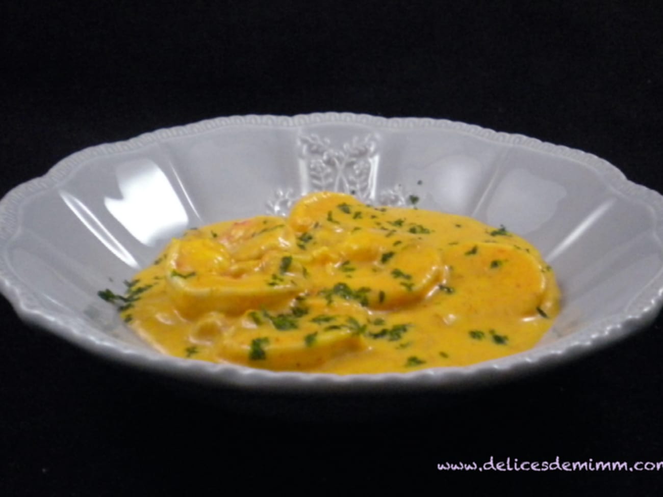 Scampis gambas et crevettes grises à la sauce bisque Recette par Mimm