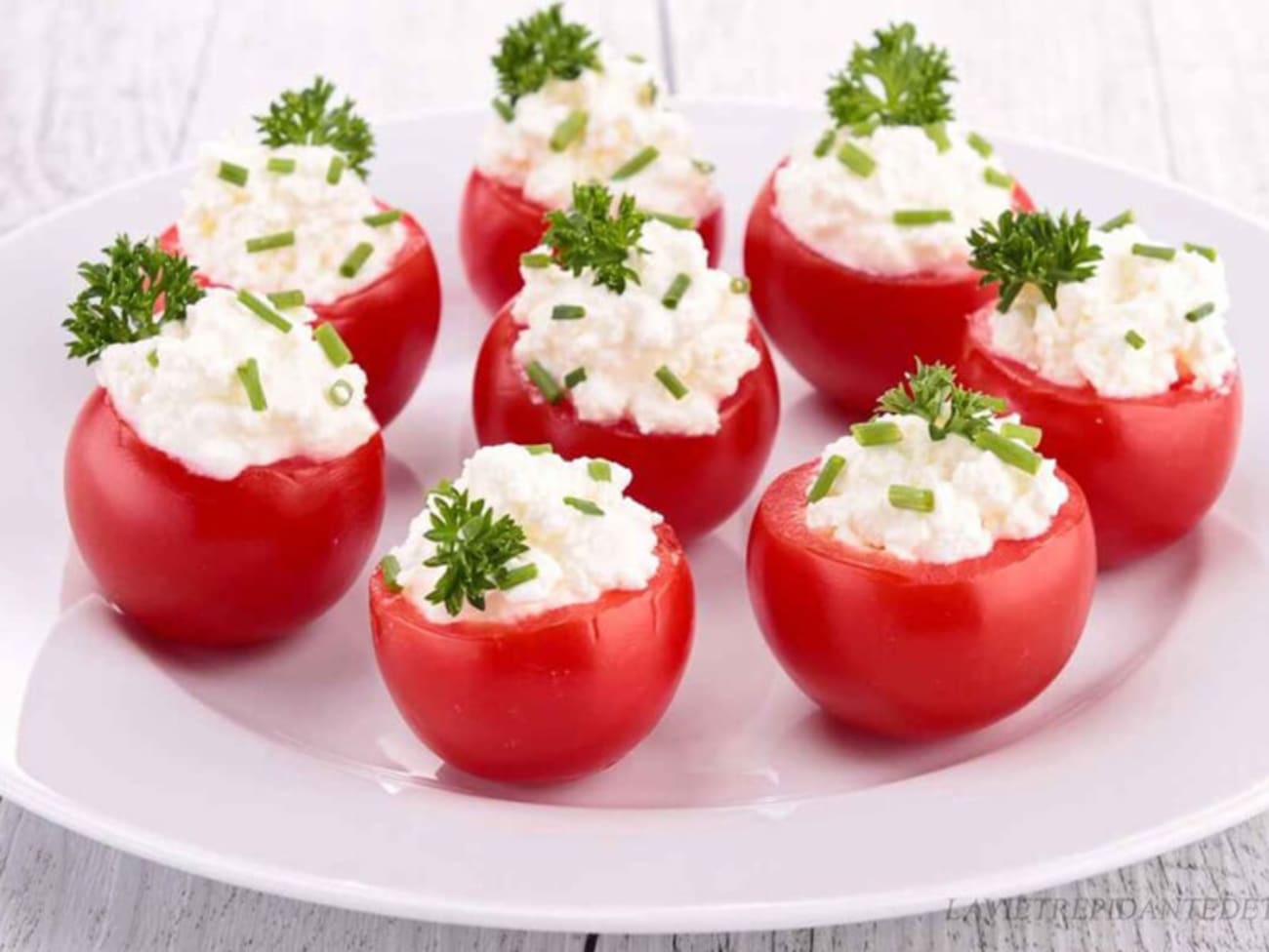 Tomates cerises farcies au fromage - Recette par Twinsribbons