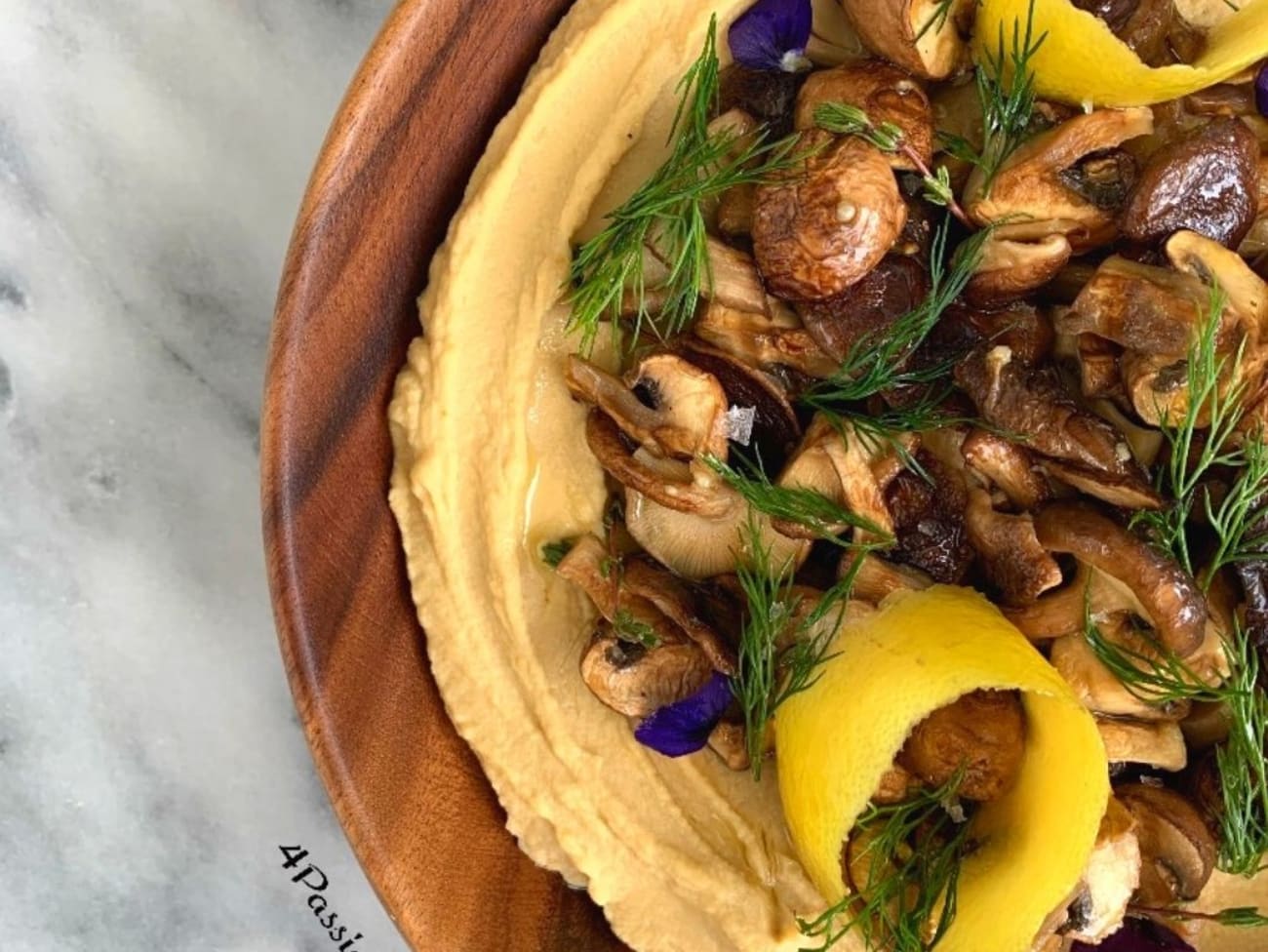 Houmous à l'ail confit et champignons shiitake grillés - Recette par  4PassionFood by Dalila