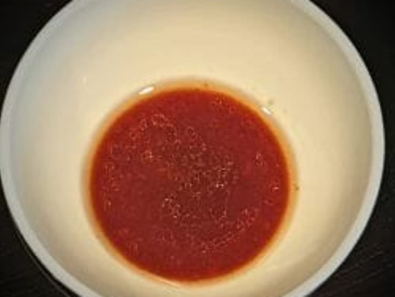 Sauce pimentée asiatique de gochujang ou sriracha. - Recette par