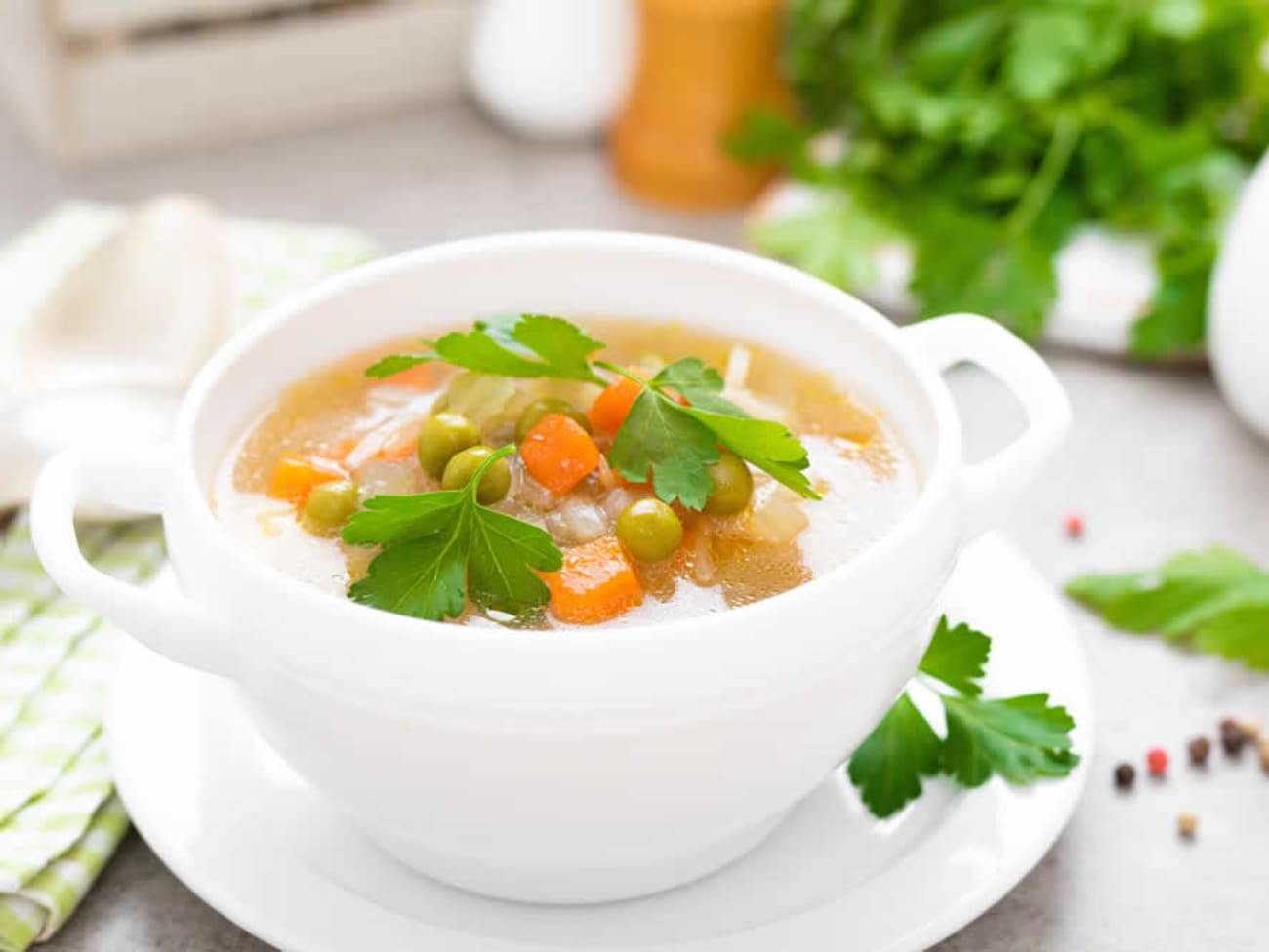 Soupe chinoise aux legumes verts par sylvie13009. Une recette de fan à  retrouver dans la catégorie Soupes sur , de  Thermomix<sup>®</sup>.