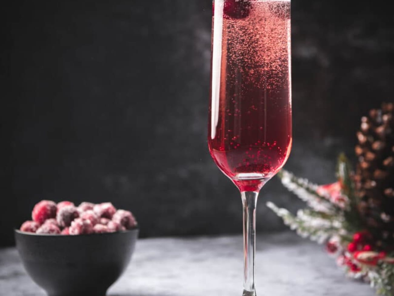 Le Mimosa cranberry et paillettes, la boisson la plus festive de cette fin  d'année - Terrafemina