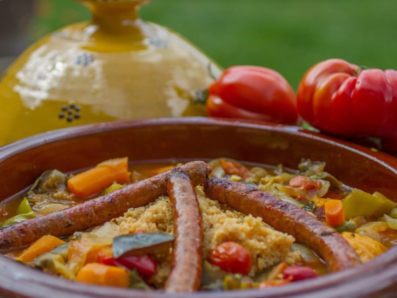 Tajine marocain au poulet et merguez - recette facile