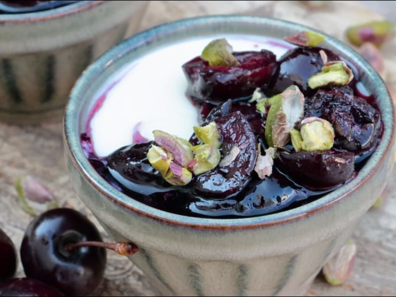 Mouhalabieh libanais aux cerises confites à la badiane - Recette par Happy  papilles