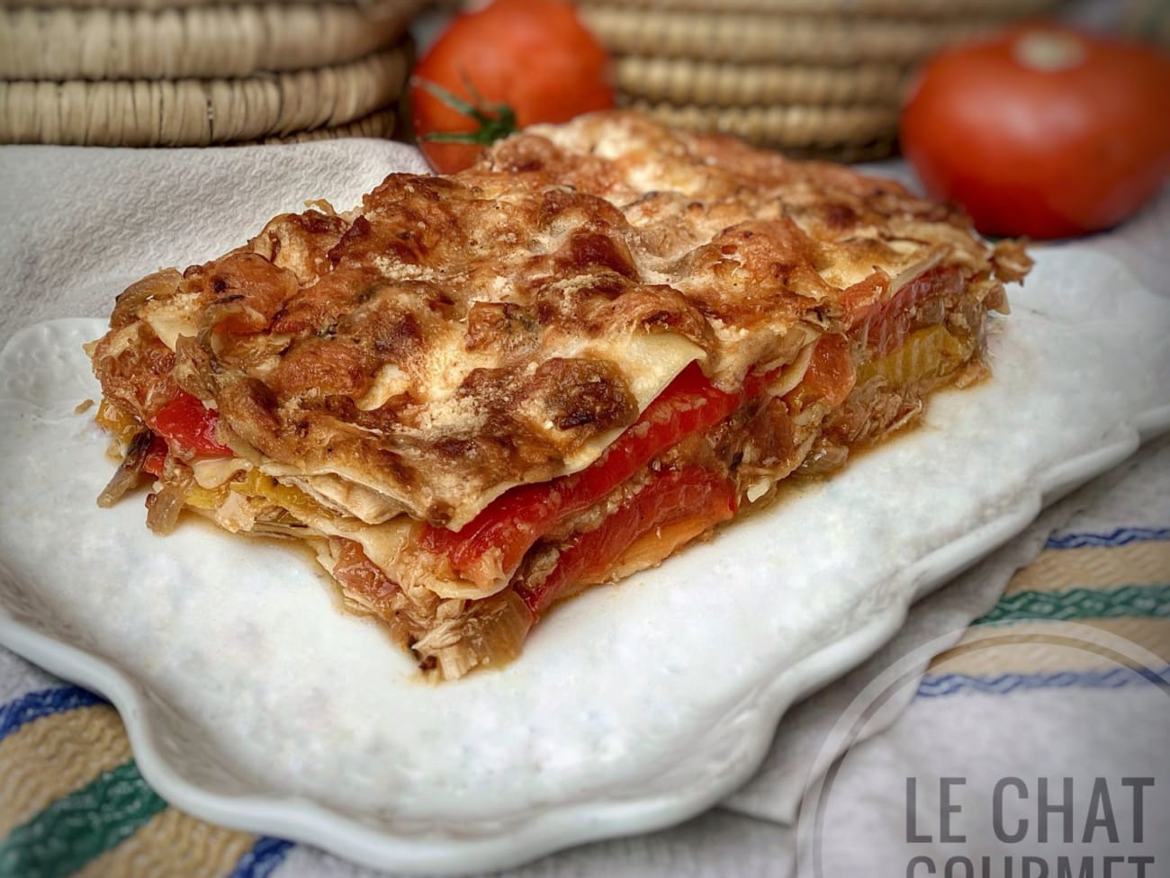 Lasagnes au thon à la tomate et aux poivrons grillés - Recette par Le