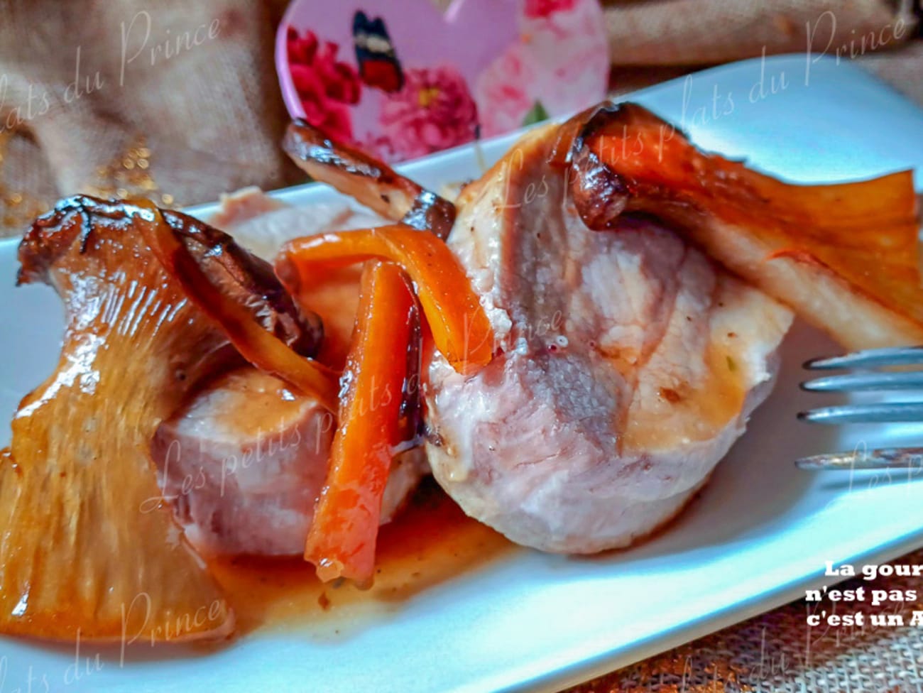 Filet de veau rôti en cocotte aux champignons eryngii à déguster en