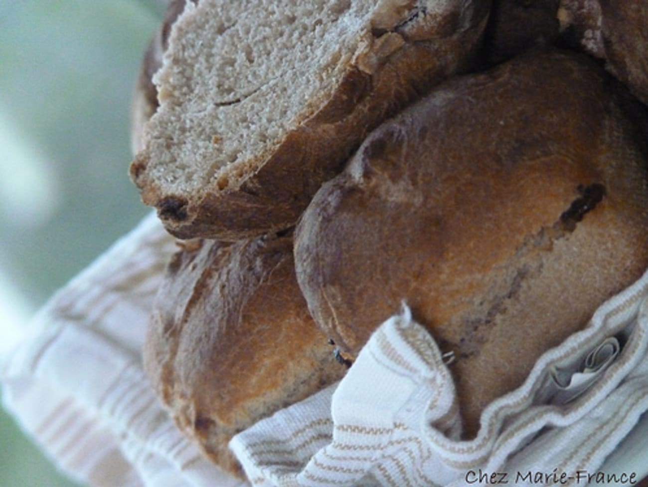 Petits pains à la farine de châtaigne - Recettes de cuisine Ôdélices