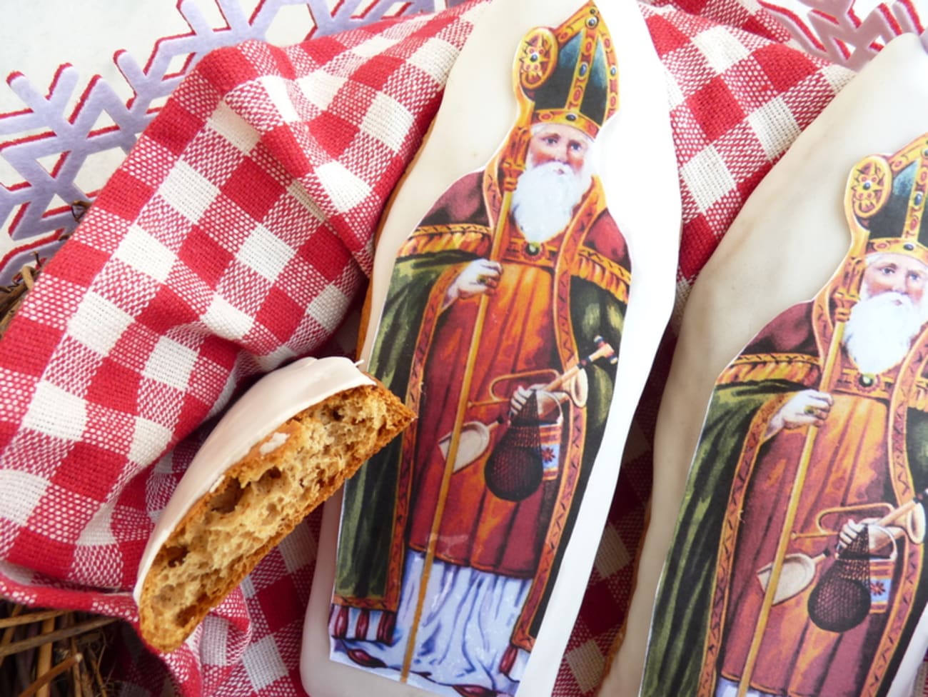 Pain d'épices pour la Saint Nicolas et sa décoration - Recette par ...