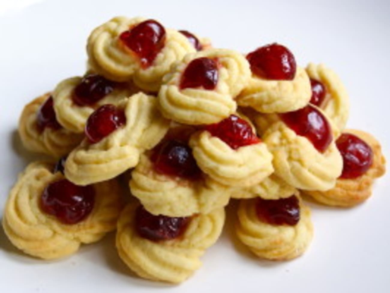 Biscuits viennois cerise confite - Le blog de C'est Nathalie qui cuisine