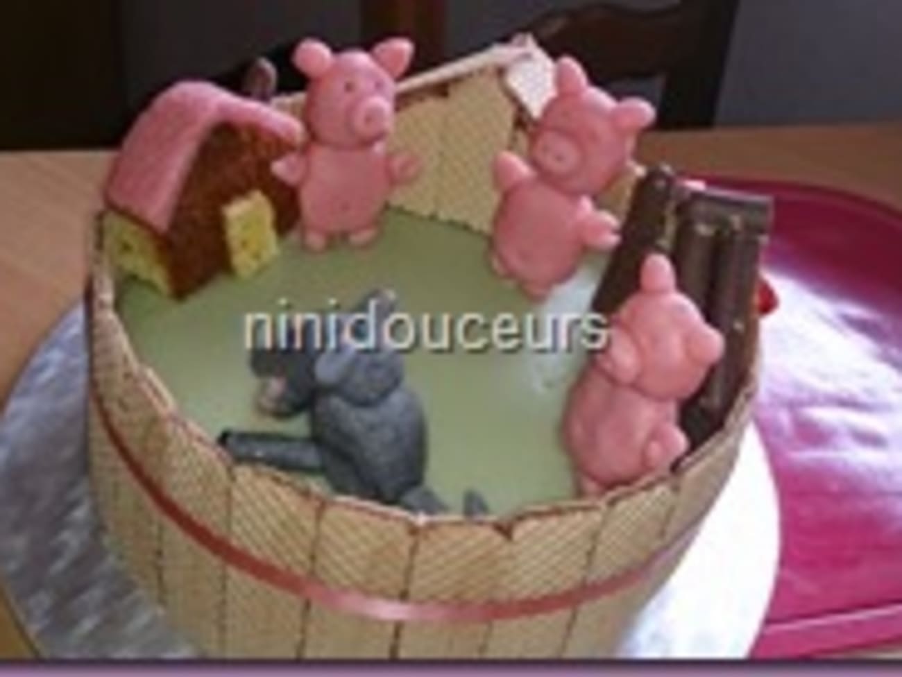 Gâteau 3 petits cochons / 3 little pigs cake