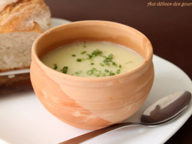 Velouté poireau pommes de terre - Recette par Aux délices des gourmets