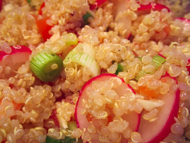 Salade de quinoa, tomate et radis