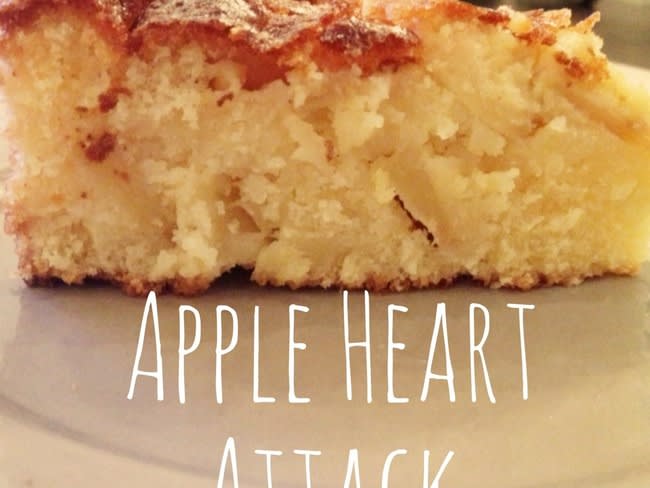 Gateau Au Yaourt Et Pommes Gateau Au Yaourt Aux Pommes Aux Amandes Parfume A La Fleur D Oranger Recette Par The Happy Cooking Friends