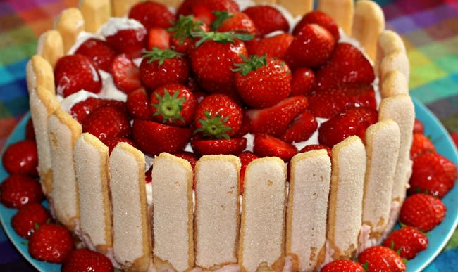 Recettes De Charlotte Aux Fraises Et De Mousse