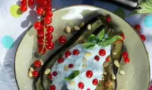 En juin, les groseilles passent à table