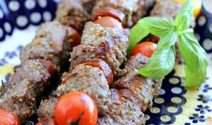 Au barbecue ou à la plancha, les brochettes, on ne s'en lasse pas