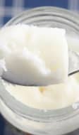 Huile de coco a l'état solide