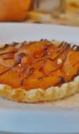 Tartelette aux abricots et coulis de chocolat