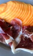 Assiette de melon et jambon Bellota