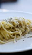 Spaghetti cacio e pepe