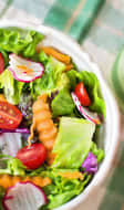 Salade composée carottes tomates
