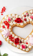 Heart cake meringues et roses