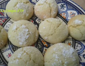 Biscuits craquelés à la pistache