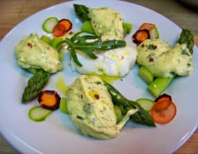 Asperges et oeuf poché