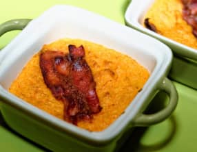 Flan de carottes au lard croustillant
